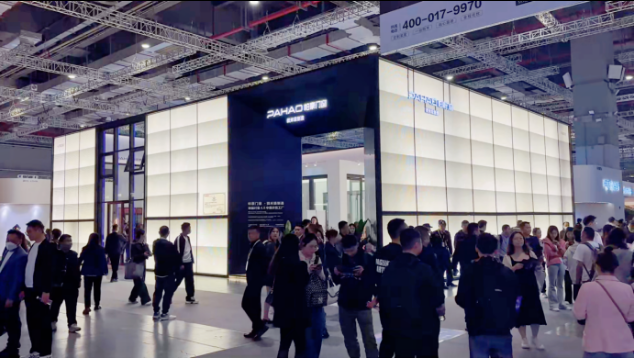 2025广州建博会五金博览会——覆盖门用五金、基础五金、收纳五金、型材五金、灯光系统、护墙系统六大系统的产品矩阵。