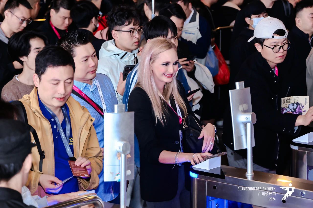 ​GZDW2025中国广州设计周展会观展对象【对设计与选材有商务需求的甲方业主、地产商、设计师、工程商、品牌商、渠道经销商、买手和媒体人等以及海外买家。】